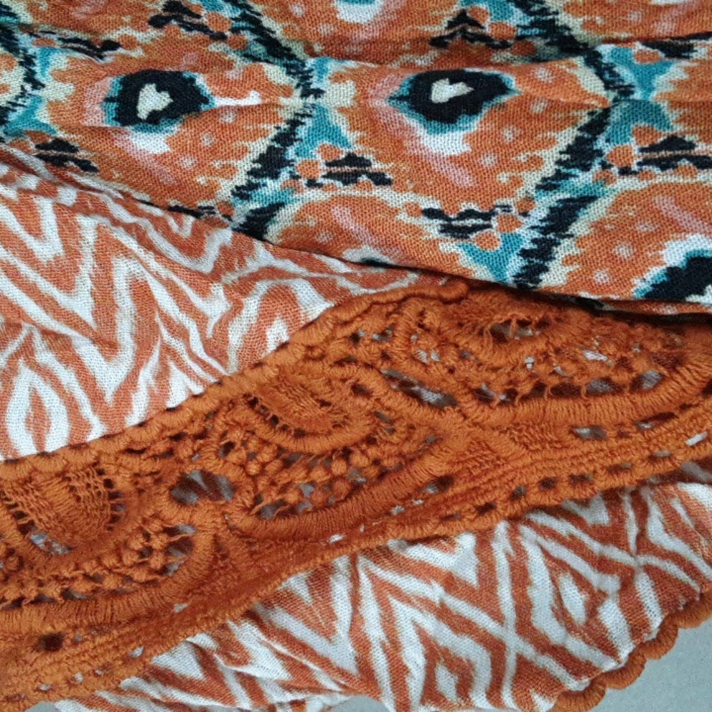 DR2 Multi Print Rust Top - Picture 2 of 4